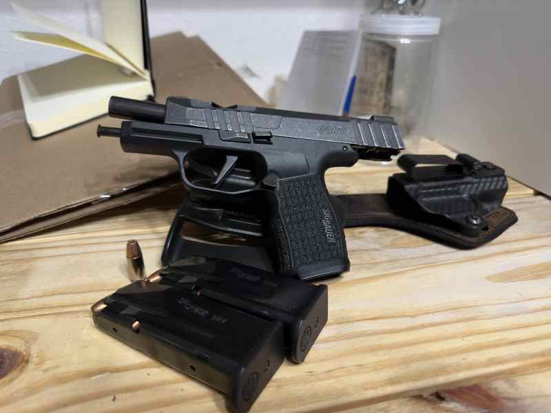 Sig Sauer P365XL Spectre Comp