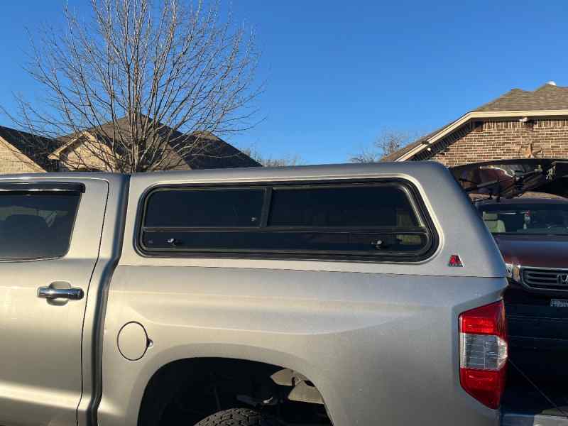 Camper Shell Toyota Tundra 