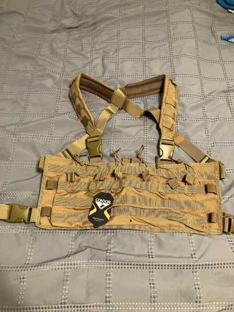 Chest rig