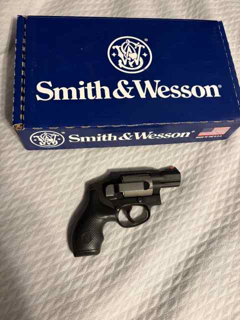 Smith &amp; Wesson 340PD 357MAG Revolver