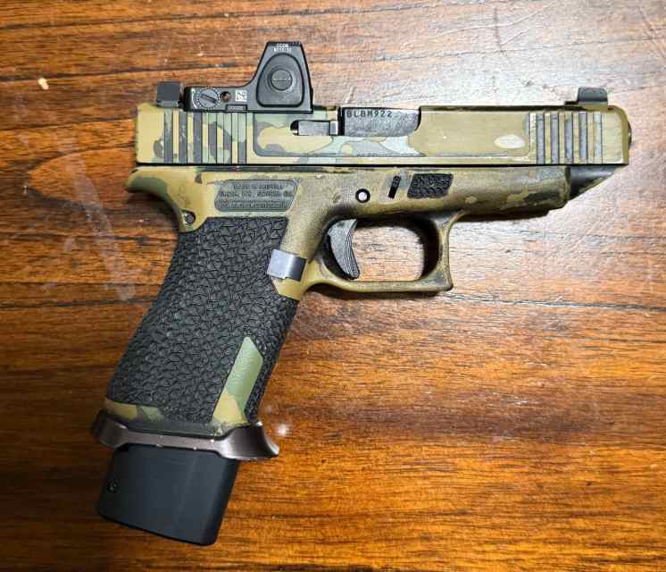 Custom Glock 48 lots of extras 9mm