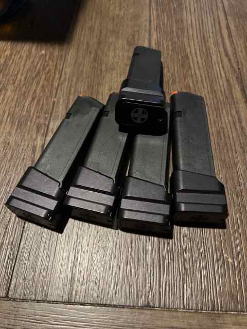 Glock 19 mags with shield arms +5 