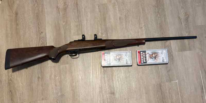 Winchester model 70 270 WSM LH