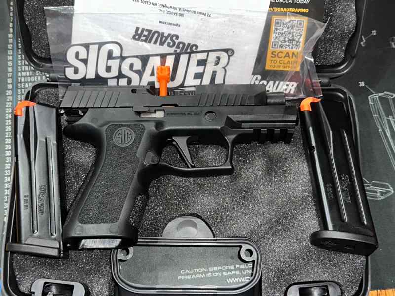 Sig P320 Xcompact UNFIRED 9MM