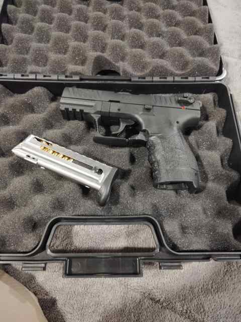 Walther P22