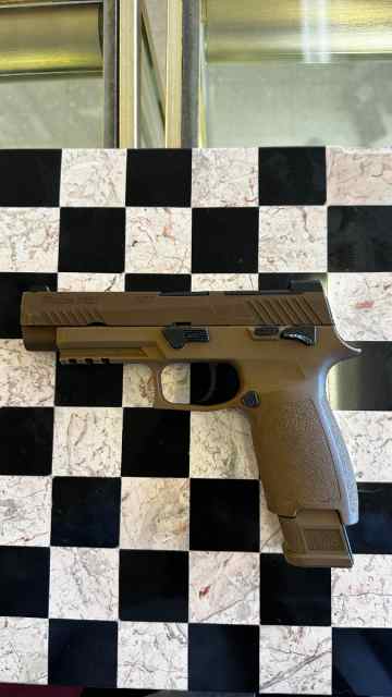 Sig sauer p320 m17 9mm 