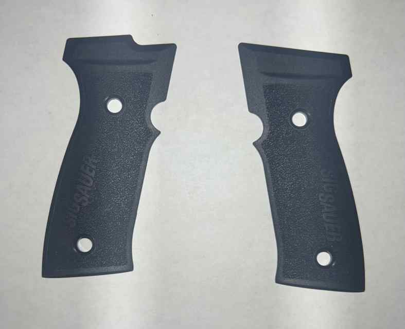 P320 AXG grip panels