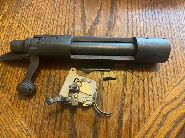 Remington 700 LA Magnum Complete action/receiver