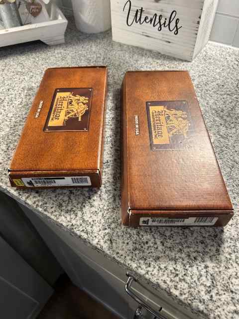 2 revolvers Single Action