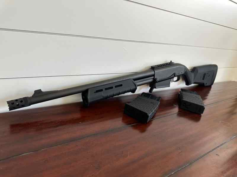 Remington 870DM Magpul Shotgun (Magazine Fed)