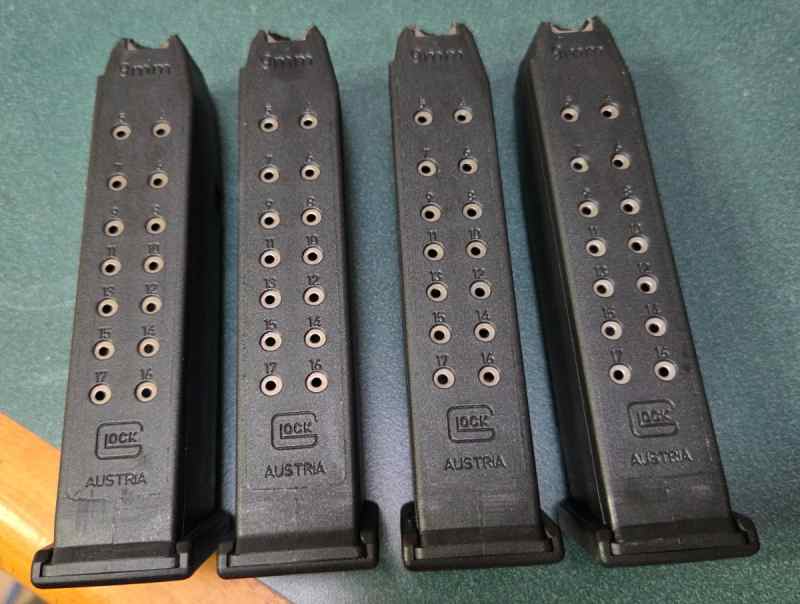 GLOCK 17 HC Mags - unused, 17rd, 4 for $60