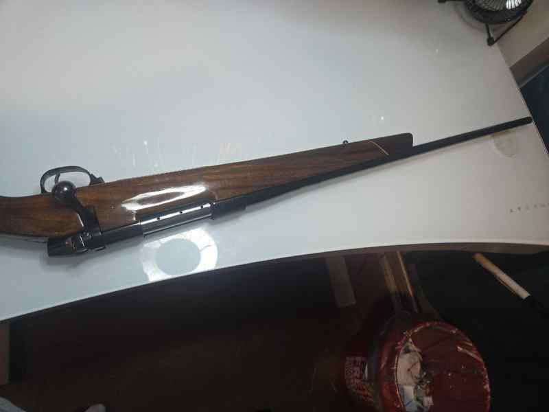 WEATHERBY MK5 300 WBY. LEFTY 