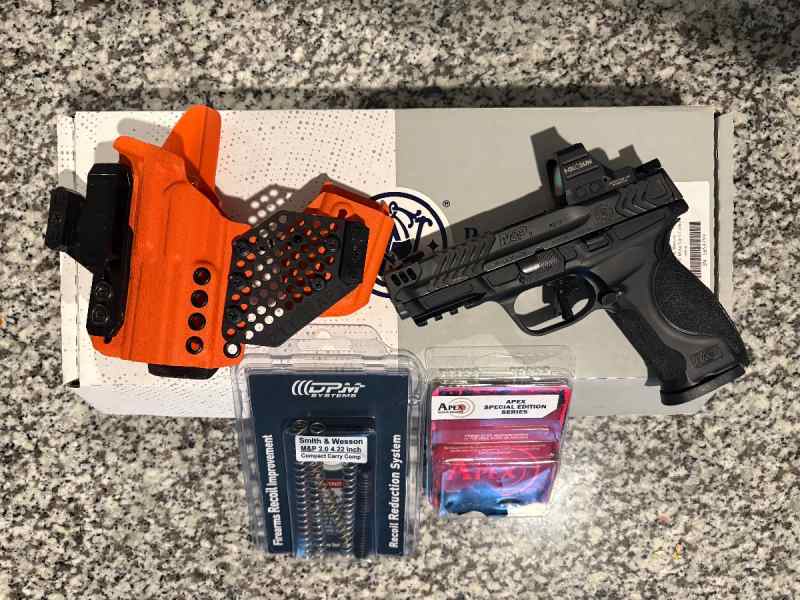 S&amp;W METAL CARRY COMP!