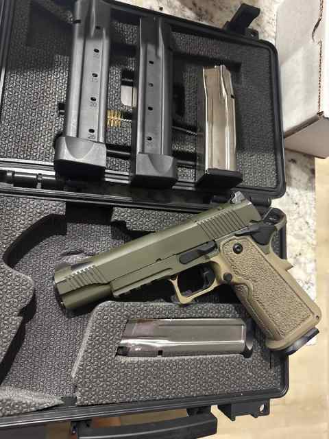 WTT 2011 for aimpoint t2 or sro and light 