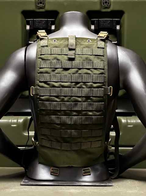 MILITARY TACTICAL PT EAGLE IND. MOLLE HYDRO PACK