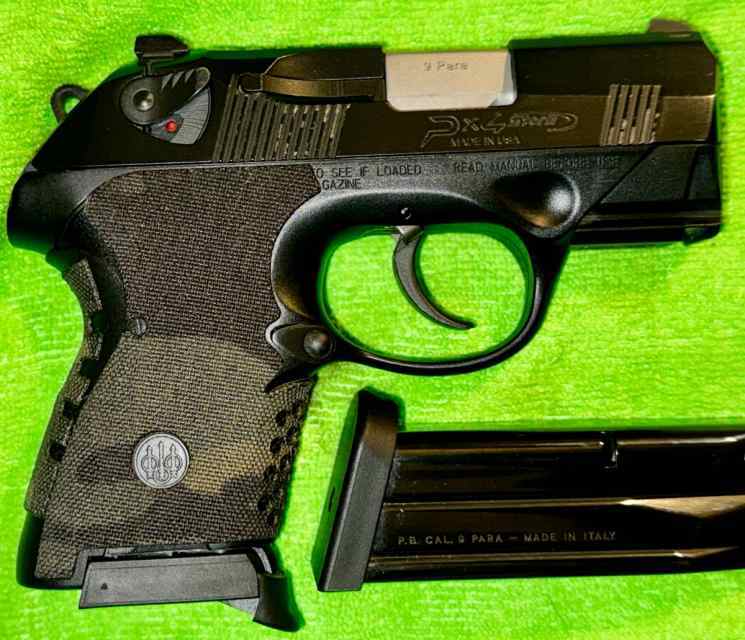 9mm Beretta Px4 Storm Sub-Compact w/ Extras