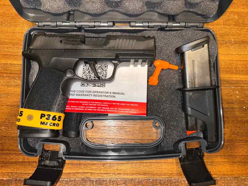 Sig Sauer P365 XMacro Comp