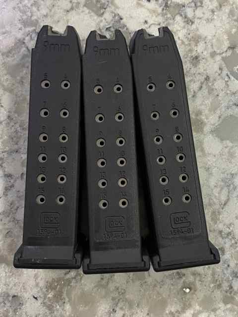 3X Glock 19 G19 Factory 15rd Magazines